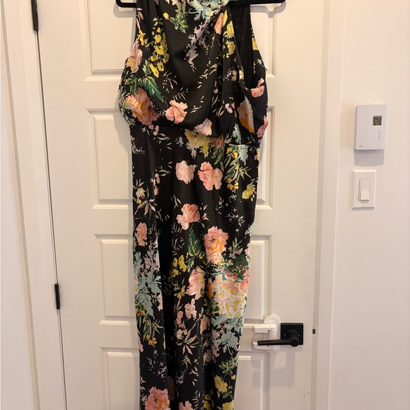 Annabelle Floral Halter Neck Dress by Petal & Pup - Picture 4 of 4